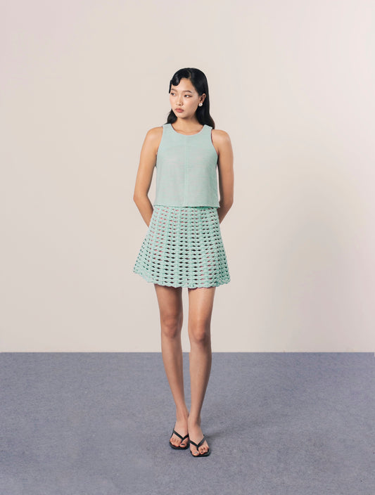 THE HAND-WEAVED SKIRT IN PARAIBA